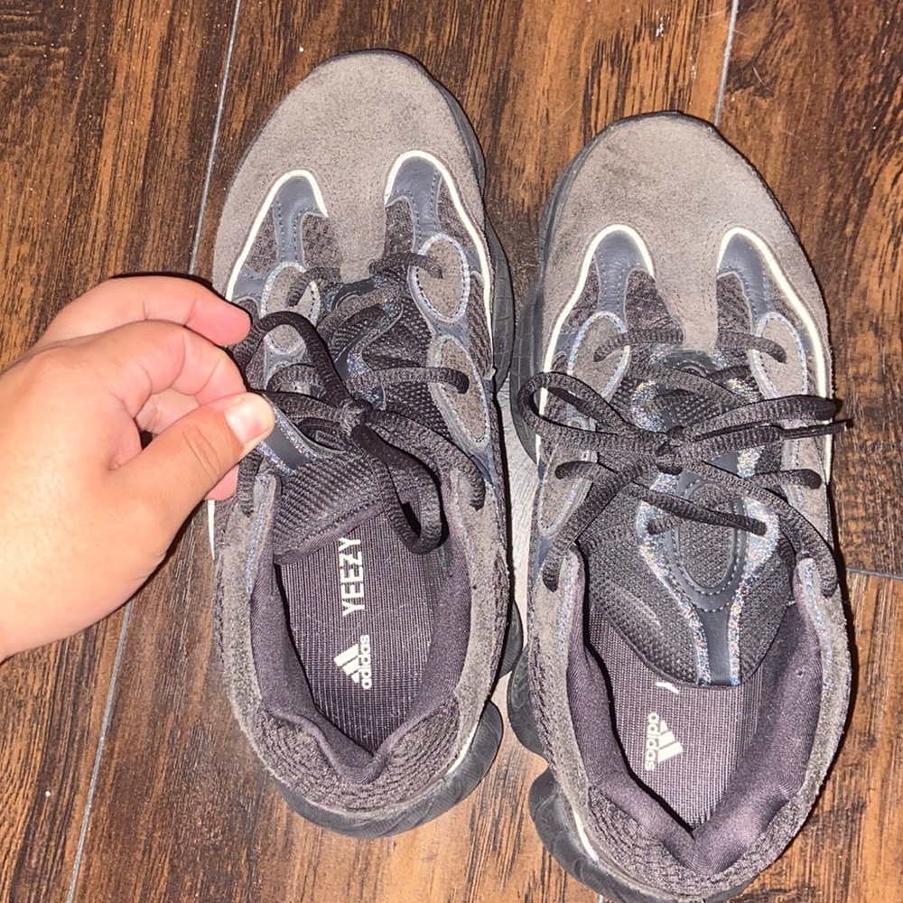 Black utility yeezy 500